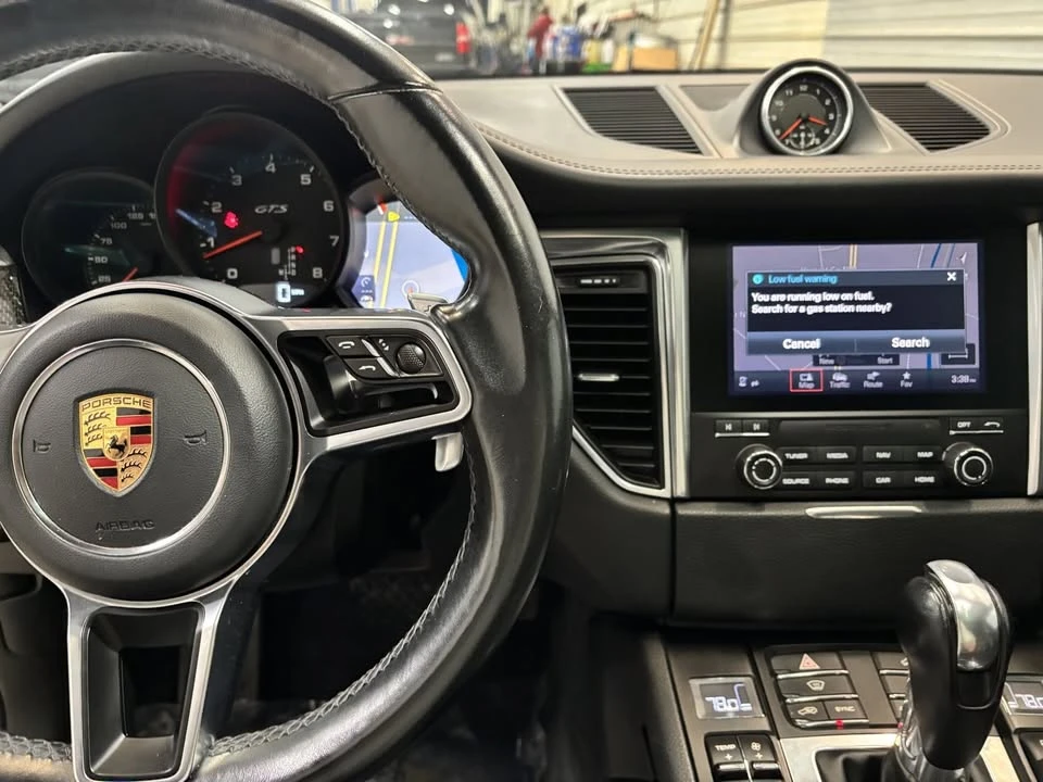 2018 Porsche Macan GTS - Image 15 of 20