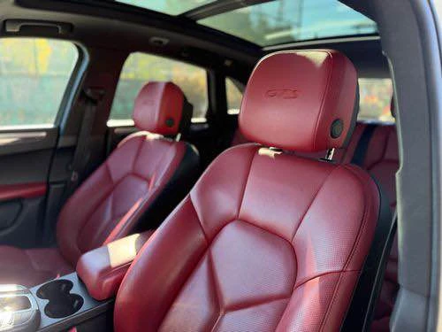 2018 Porsche Macan GTS - Image 9 of 11