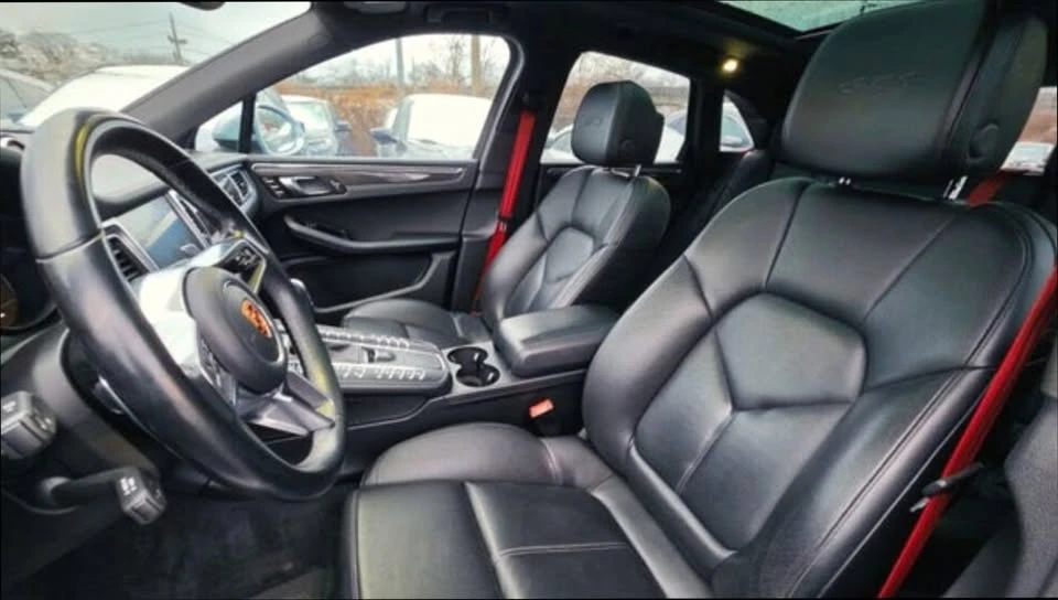 2018 Porsche Macan GTS - Image 11 of 19