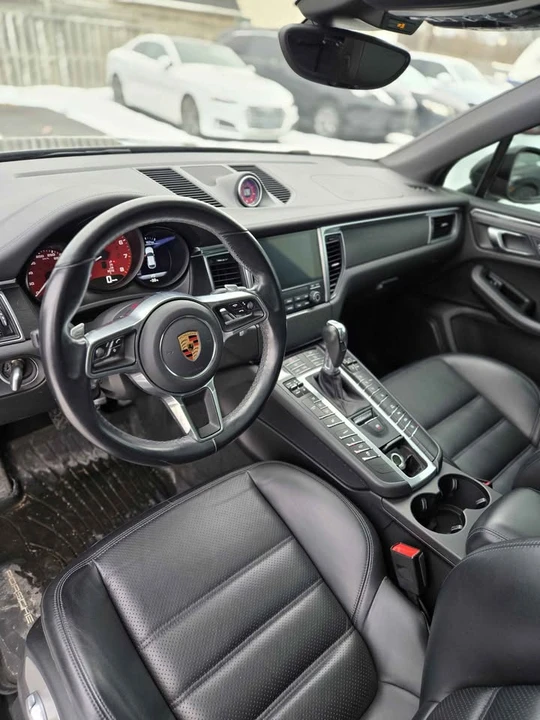 2018 Porsche Macan GTS - Image 7 of 14