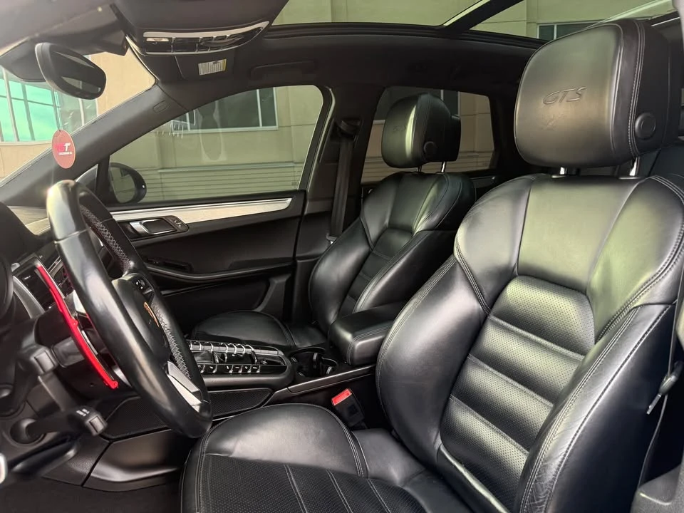 2018 Porsche Macan GTS - Image 13 of 17