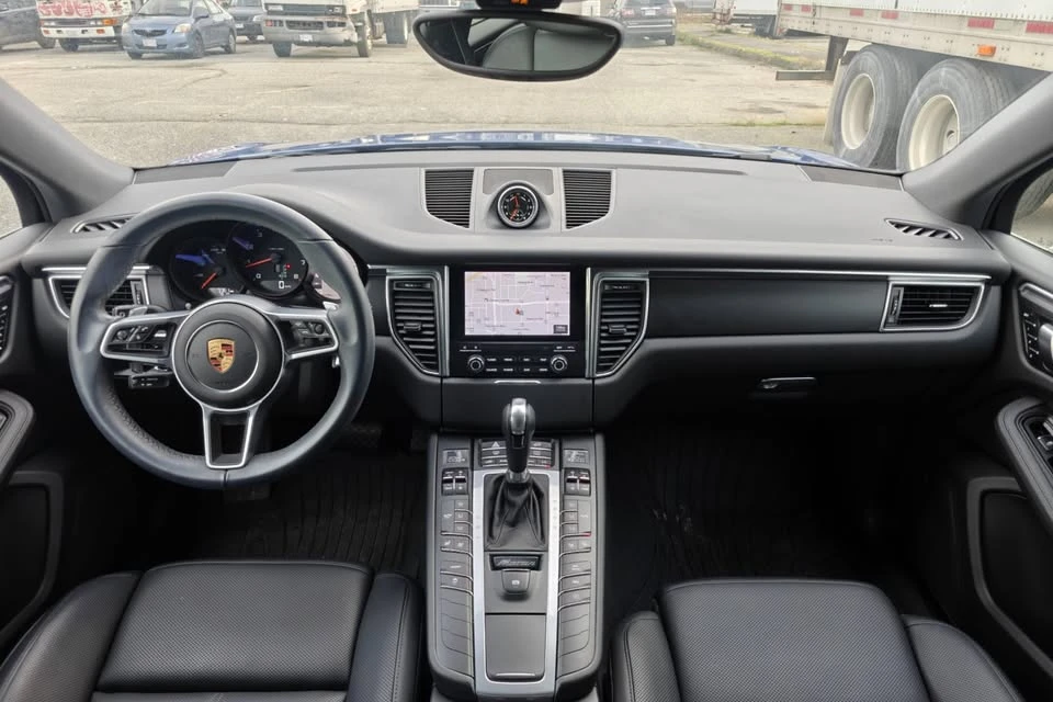 2018 Porsche Macan - Image 6 of 11