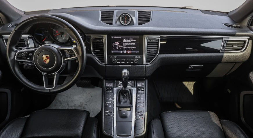 2018 Porsche Macan S - Image 8 of 15