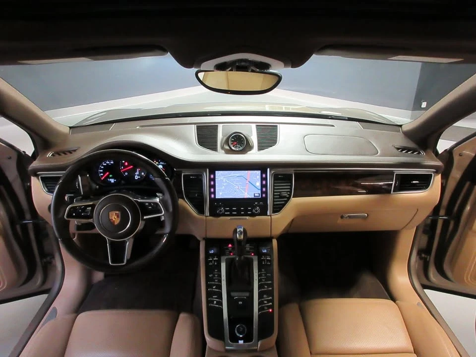 2018 Porsche Macan S - Image 10 of 19