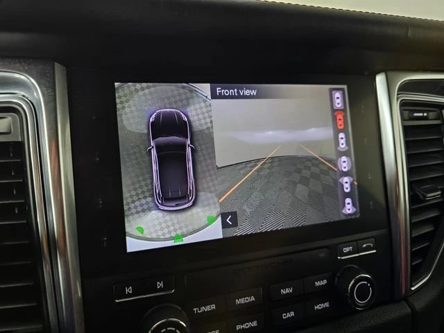 2018 Porsche Macan S - Image 9 of 10