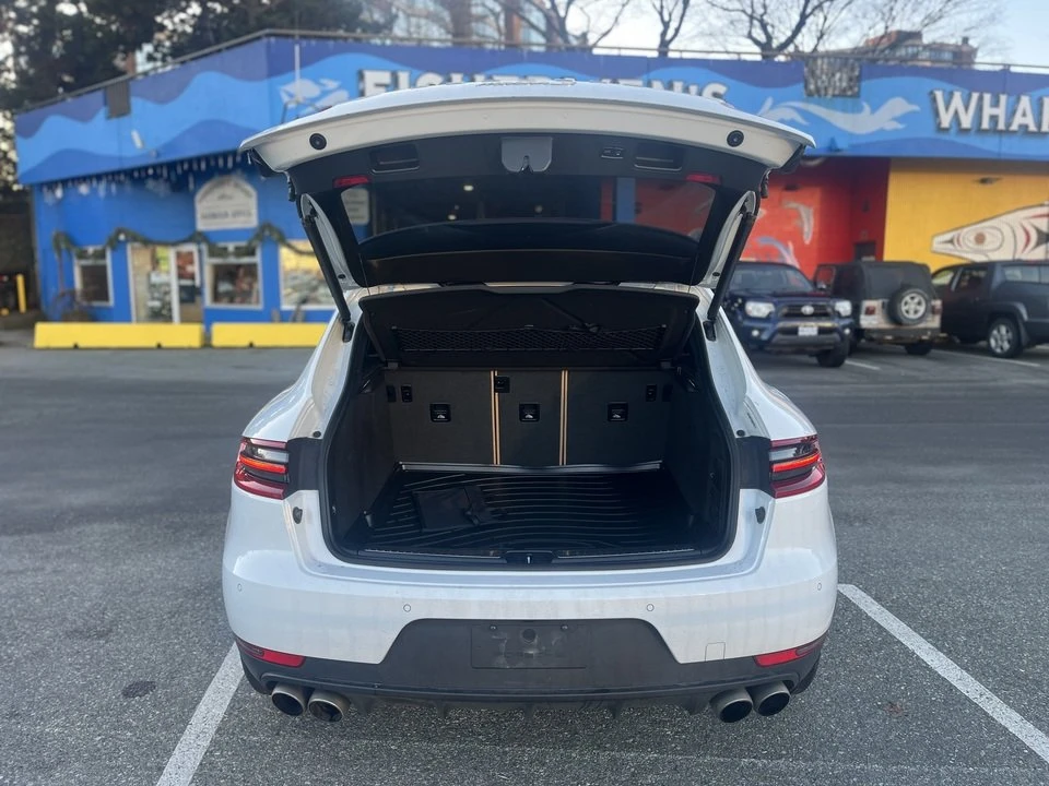 2018 Porsche Macan S - Image 13 of 19