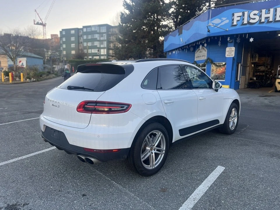2018 Porsche Macan S - Image 17 of 19