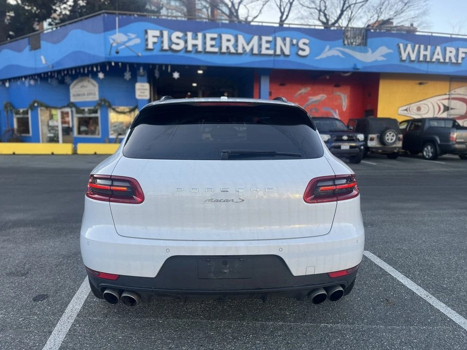 2018 Porsche Macan S - Image 16 of 19