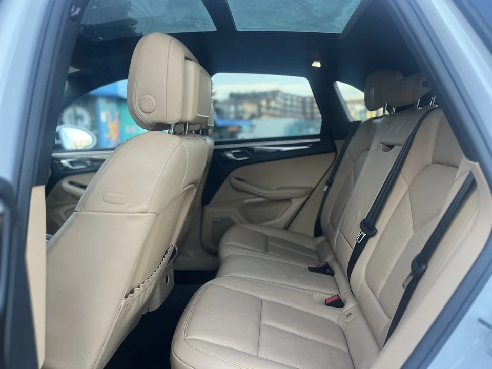 2018 Porsche Macan S - Image 10 of 19