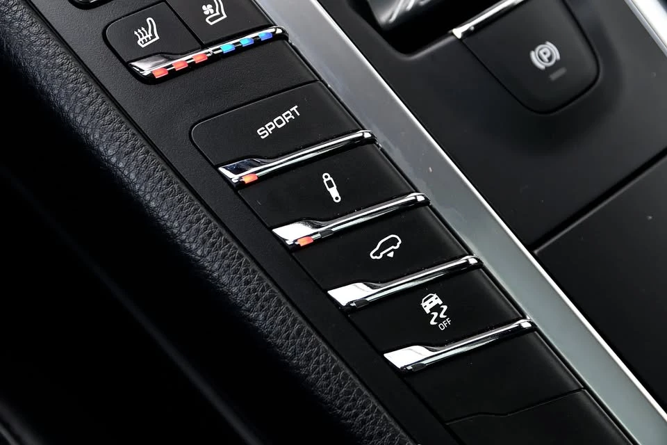 2018 Porsche Macan S - Image 18 of 20