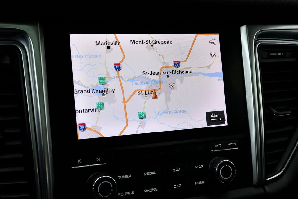 2018 Porsche Macan S - Image 13 of 20