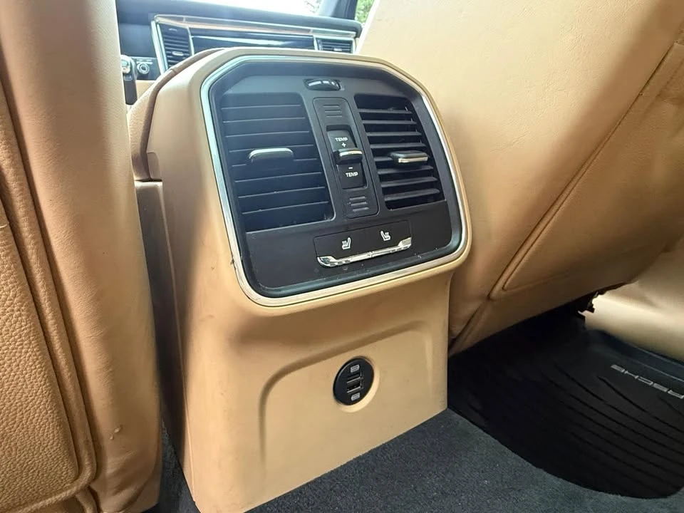 2018 Porsche Macan S - Image 18 of 18