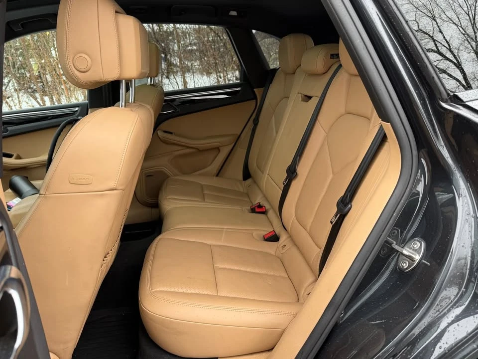 2018 Porsche Macan S - Image 17 of 18