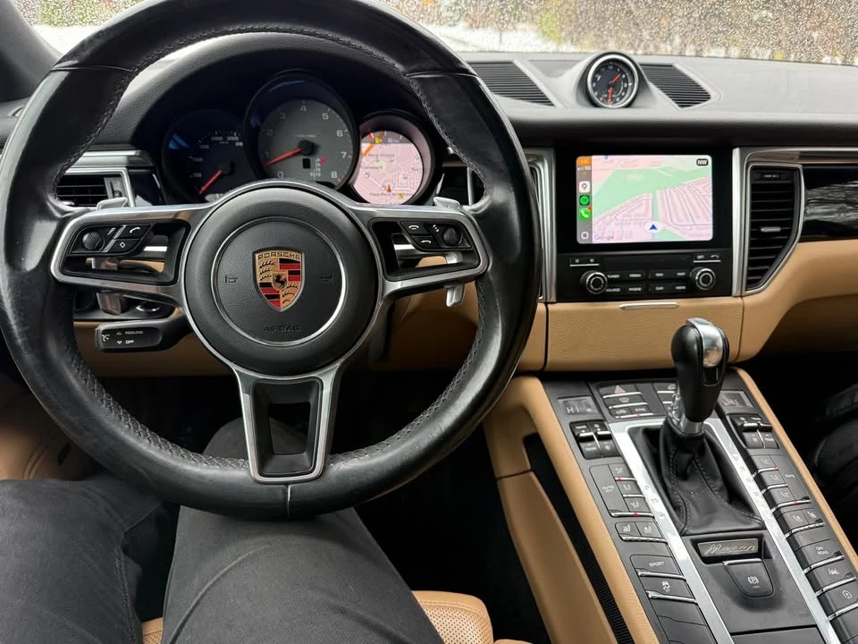 2018 Porsche Macan S - Image 10 of 18
