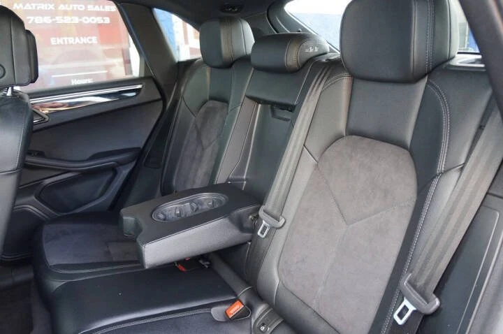 2018 Porsche Macan S - Image 15 of 20