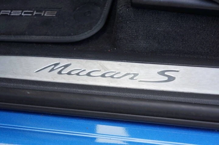 2018 Porsche Macan S - Image 13 of 20