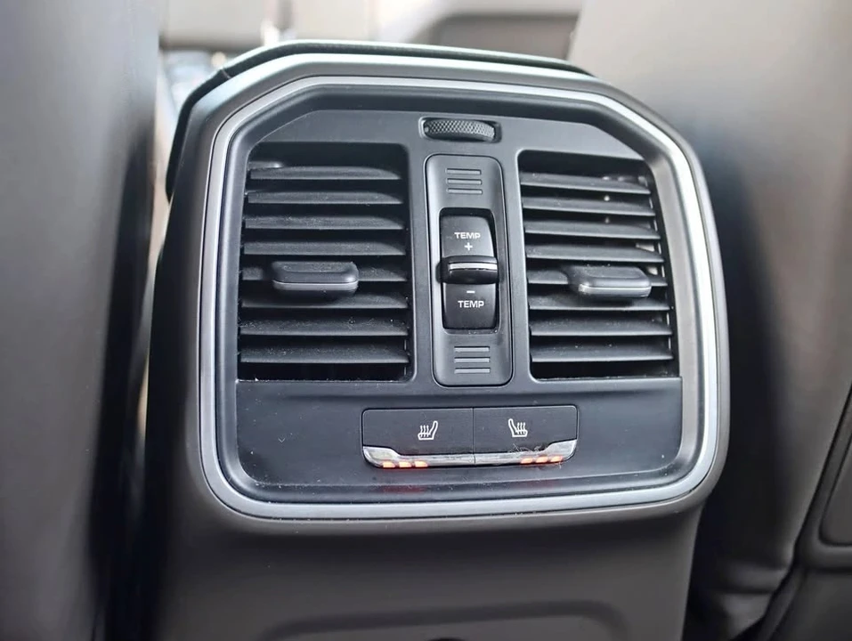 2018 Porsche Macan GTS - Image 13 of 20