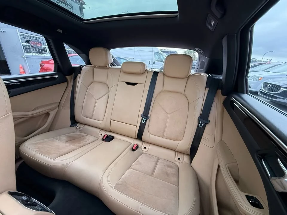 2018 Porsche Macan GTS - Image 17 of 20