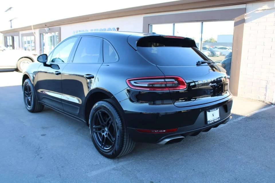2018 Porsche Macan Turbo - Image 4 of 18