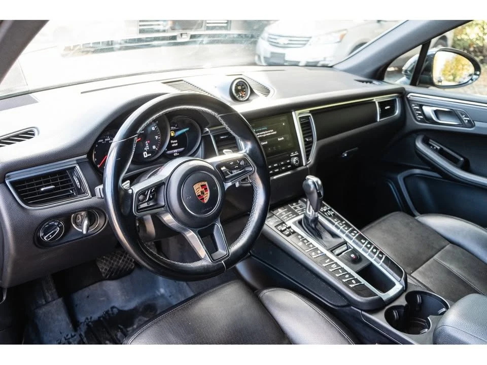 2018 Porsche Macan - Image 5 of 17