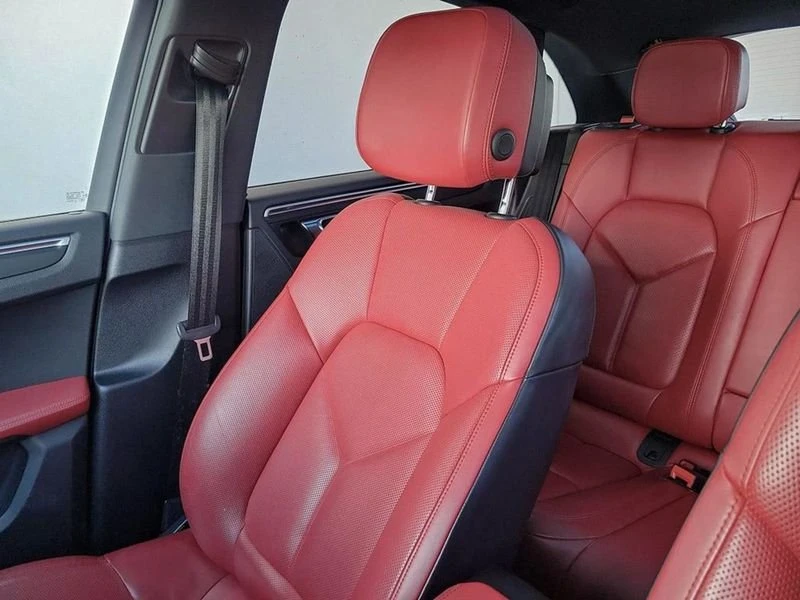 2018 Porsche Macan S - Image 15 of 20
