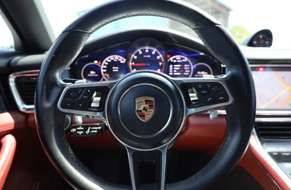 2018 Porsche 971 Panamera - Image 5 of 11
