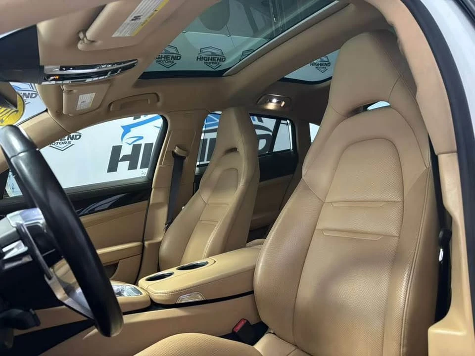 2018 Porsche 971 Panamera - Image 8 of 12