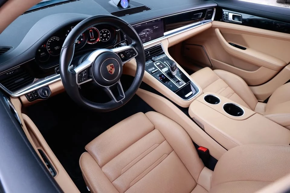 2018 Porsche 971 Panamera - Image 10 of 17