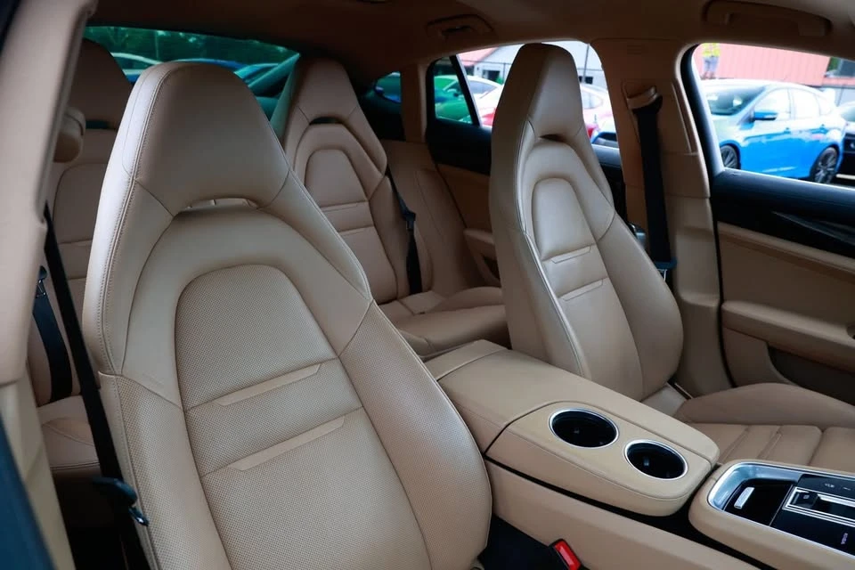 2018 Porsche 971 Panamera - Image 13 of 17