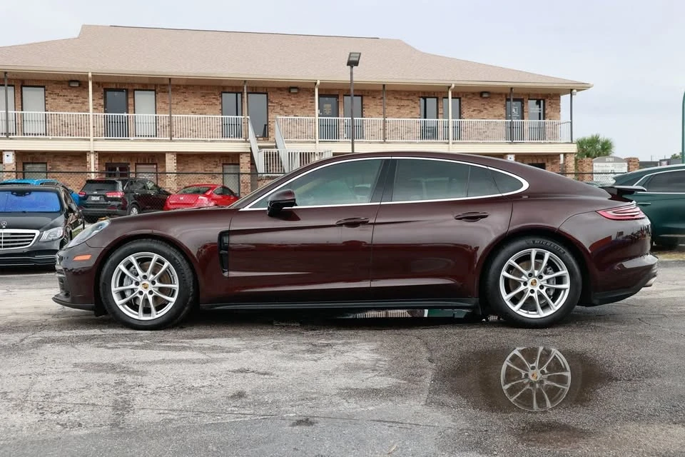 2018 Porsche 971 Panamera - Image 2 of 17