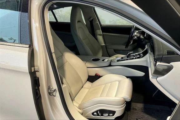 2018 Porsche 971 Panamera - Image 3 of 4