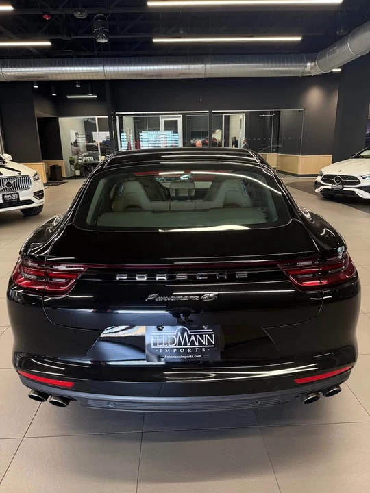 2018 Porsche 971 Panamera - Image 4 of 8