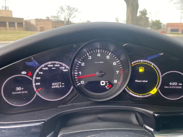 2018 Porsche 971 Panamera - Image 17 of 20