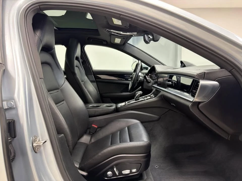 2018 Porsche 971 Panamera - Image 10 of 20