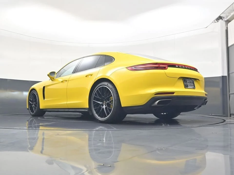 2018 Porsche 971 Panamera - Image 11 of 20