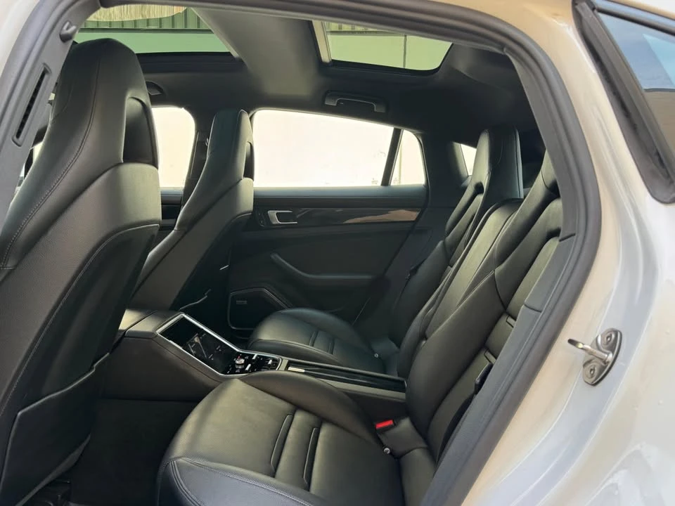 2018 Porsche 971 Panamera - Image 13 of 14