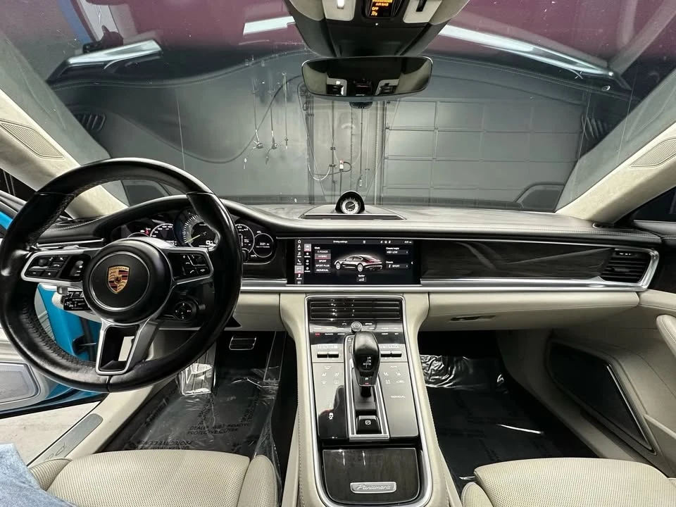 2018 Porsche 971 Panamera - Image 15 of 18