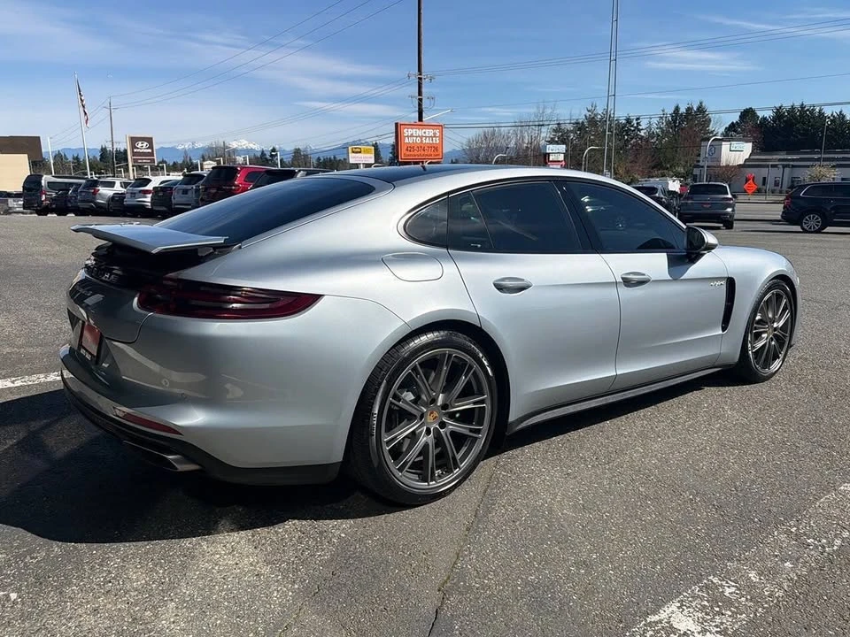 2018 Porsche 971 Panamera - Image 19 of 20