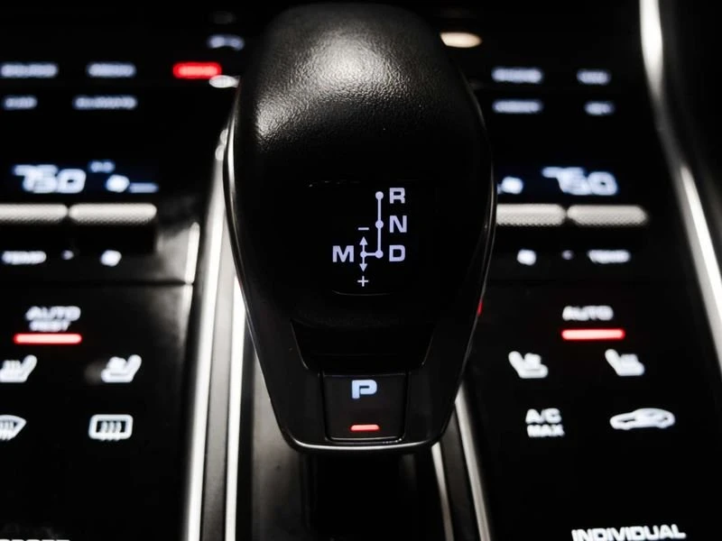 2018 Porsche 971 Panamera - Image 14 of 20