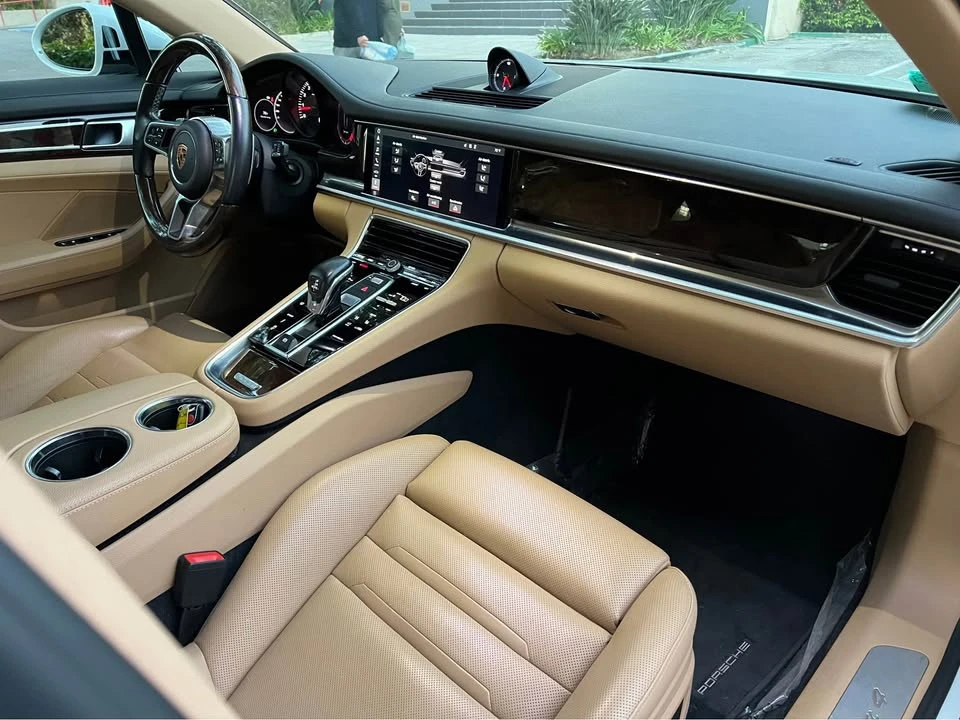 2018 Porsche 971 Panamera - Image 10 of 13