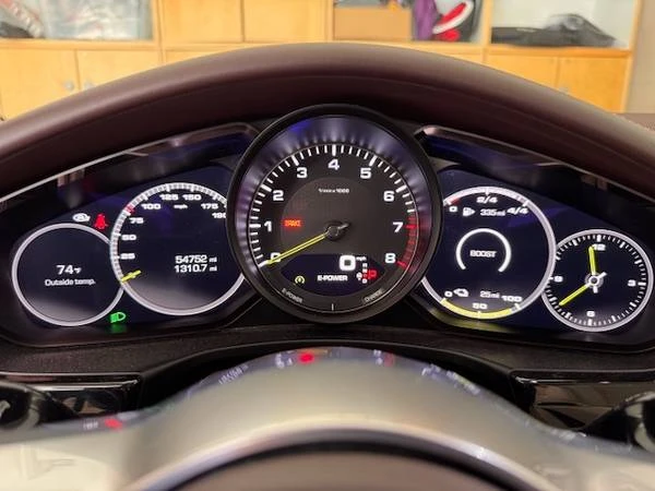 2018 Porsche 971 Panamera - Image 13 of 16