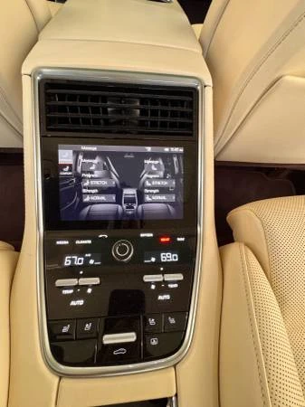 2018 Porsche 971 Panamera - Image 8 of 16
