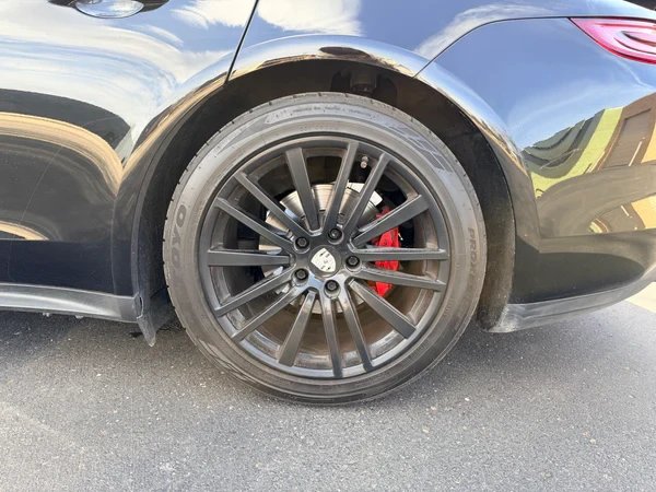 2018 Porsche 971 Panamera - Image 7 of 20
