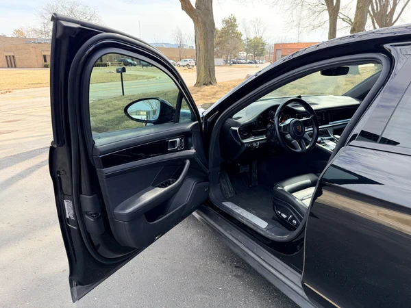 2018 Porsche 971 Panamera - Image 8 of 20