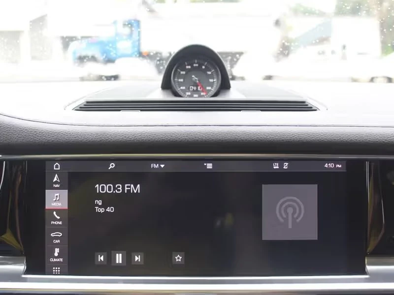 2018 Porsche 971 Panamera 4S - Image 6 of 16