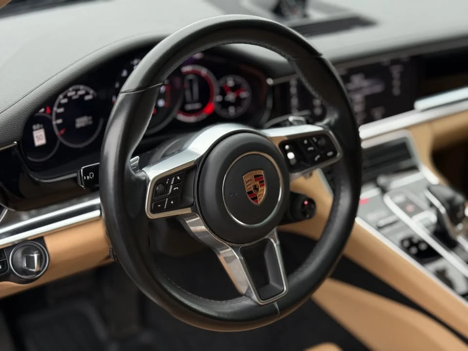 2018 Porsche 971 Panamera - Image 7 of 10