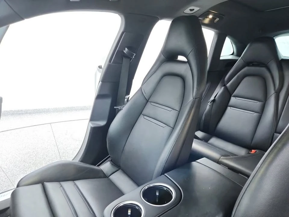 2018 Porsche 971 Panamera - Image 19 of 19