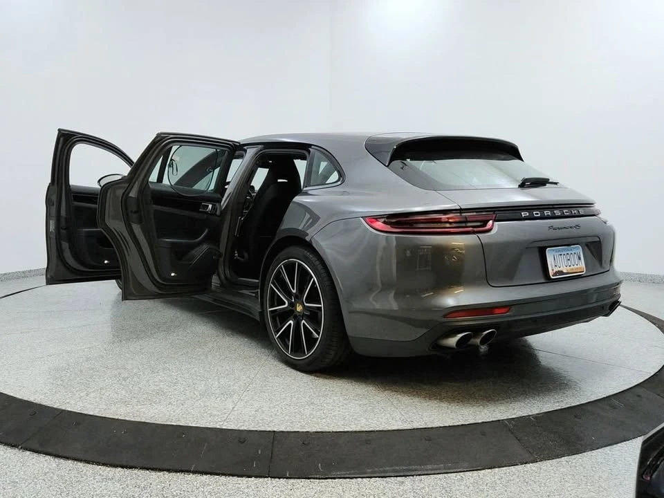 2018 Porsche 971 Panamera - Image 9 of 19