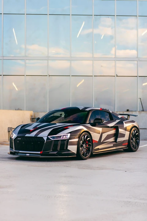 2018 Audi 4S R8 - Image 5 of 10