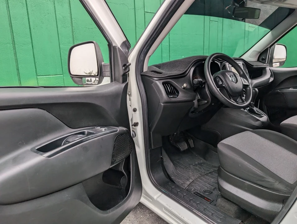 2018 Ram ProMaster - Image 16 of 21